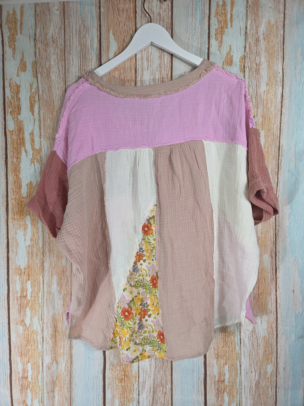 Easel Patchwork Pink & Floral Lightweight Boho Top. 100% Cotton. Size Small - Picture 4 of 4